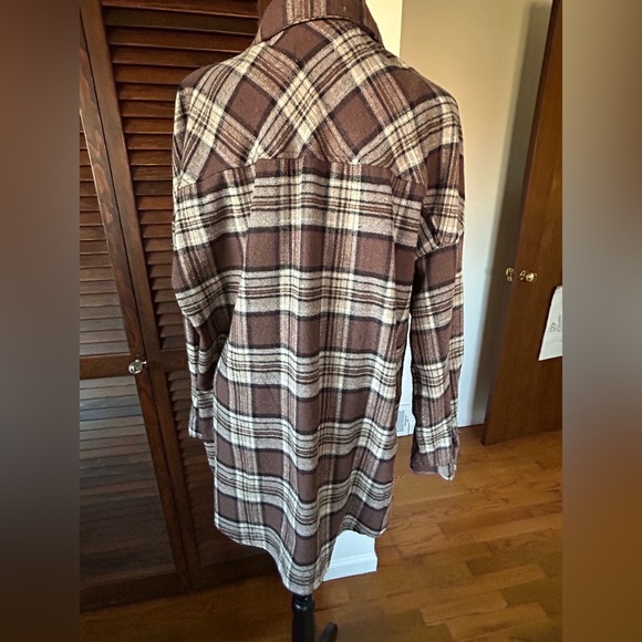 Ci Sono Brown Plaid Oversized Flannel Shirt - Picture 3 of 6